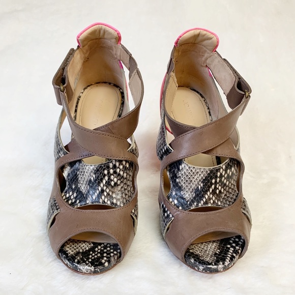 Joan & David Daodelia Tan, Snake & Neon Pink Heel - Picture 3 of 7